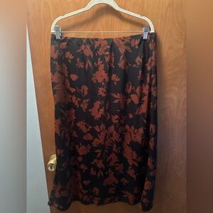 Abercrombie & Fitch Black and Brown Floral A-Line Skirt